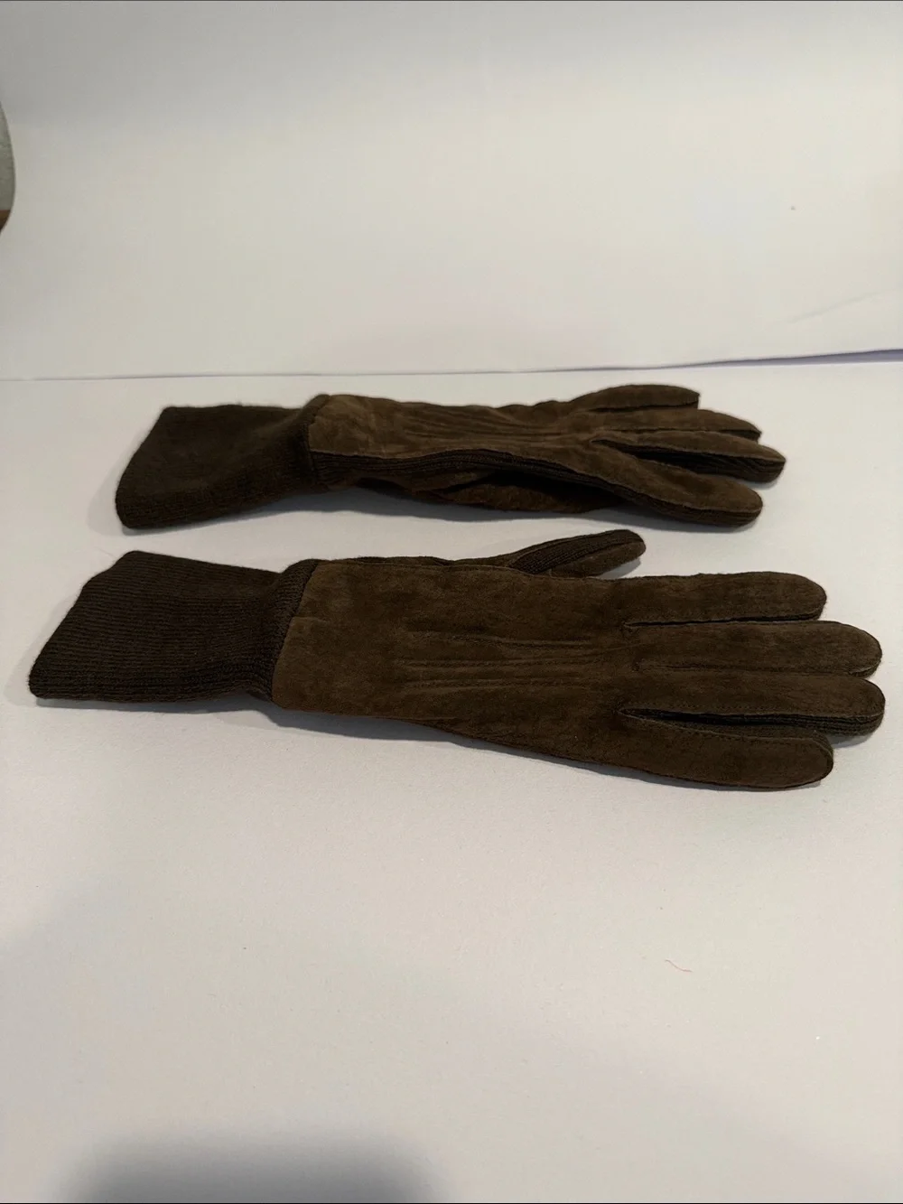 Women’s Brown Suede Winter Gloves